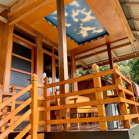 Bagoes View Cottages Maninjau Dış mekan fotoğraf